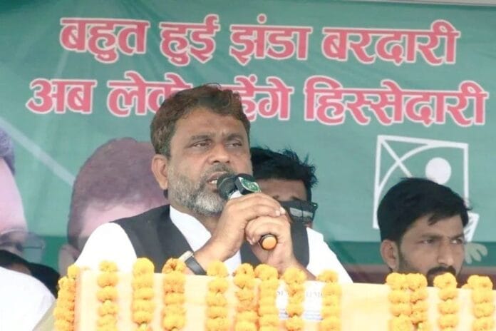एआईएमआईएम बिहार विधानसभा चुनाव में उतारेगी 32 उम्मीदवार, थर्ड फ्रंट की तैयारी