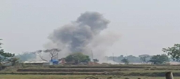 बहरागोड़ा में स्वर्णरेखा नदी से बरामद दो बमों को सेना की टीम ने किया निष्क्रिय