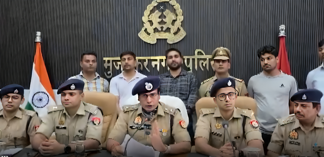 यूपी में 2 साल से कैद 13 मजदूरों का रेस्क्यू; बिना वेतन, पिटबुल कुत्तों की निगरानी में रख कोड़े से होती थी पिटाई 3 72779566179