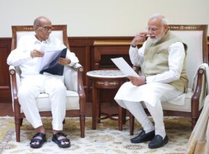 संसद में विपक्ष के विरोध प्रदर्शन के बीच पीएम मोदी और शरद पवार की हुई मुलाकात, सुप्रिया सुले भी रही मौजूद 2 WhatsApp Image 2026 07 22 at 11.52.57