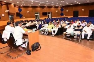झारखंड: छात्रों के आंदोलन पर सरकार ने गठित की निगरानी कमेटी, गुरूवार सुबह 10 बजे छात्रों संग होगी वार्ता 1 WhatsApp Image 2026 08 05 at 21.30.10