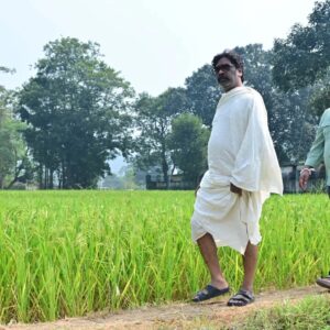 सीएम हेमंत सोरेन ने गांव की पगडंडियों, खेतों और जल-जंगल से जुड़ी यादें कीं साझा, मां को बताया बाबा की सबसे बड़ी ताकत और संबल 1 WhatsApp Image 2026 10 15 at 19.33.59